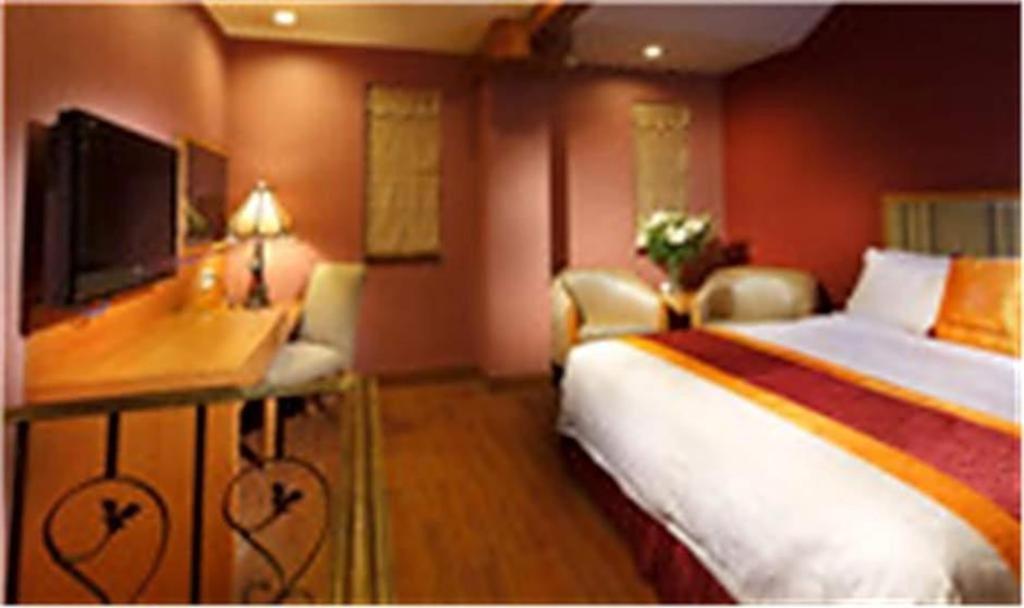 Royal Garden Hotel Guangzhou Exterior foto
