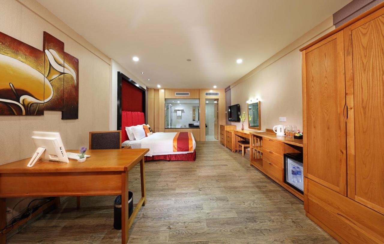 Royal Garden Hotel Guangzhou Exterior foto